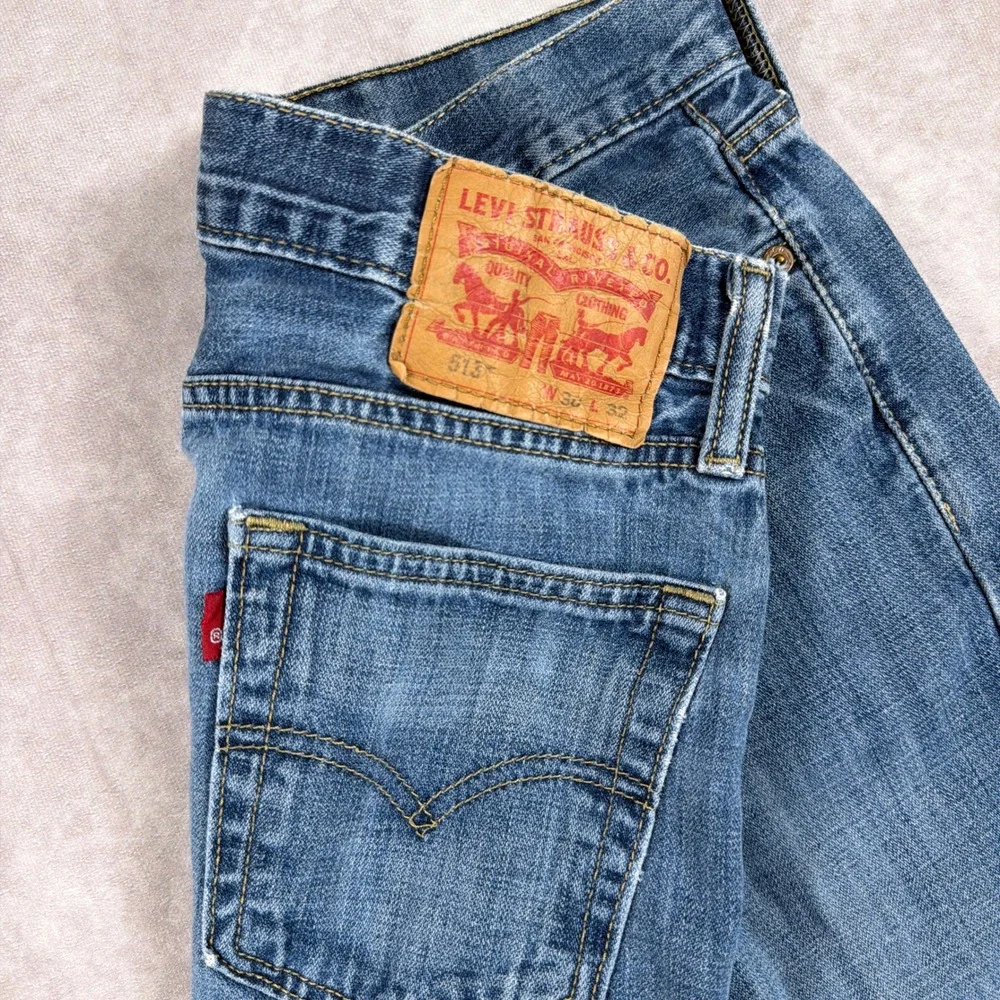 Levi's 513 Slim Straight Jeans Medium Wash Denim W30 L32 Blue Mens Casual Pants